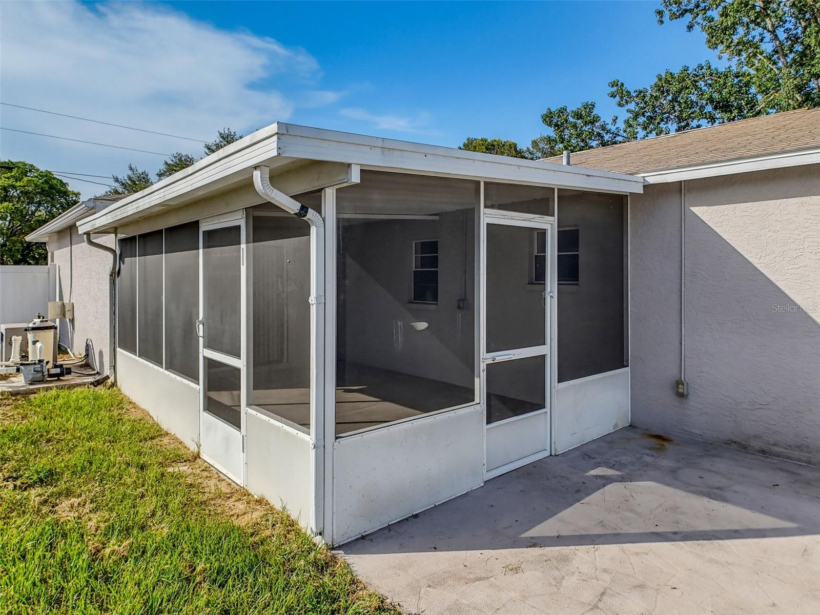 SPRING HILL - Residential