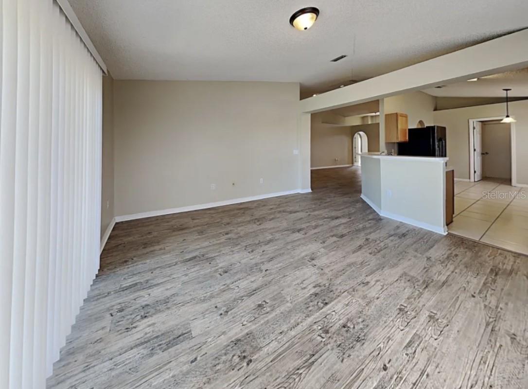 WESTCHESTER PH 06 07 - Residential Lease