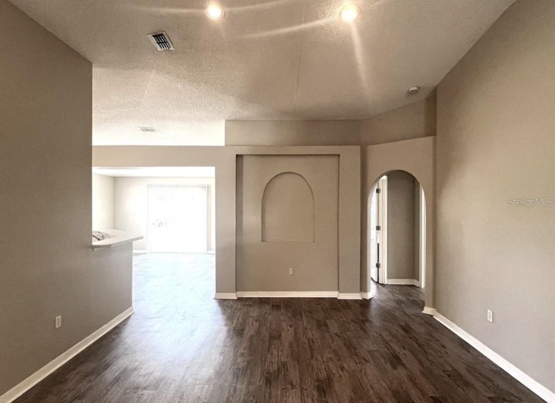 WESTCHESTER PH 06 07 - Residential Lease