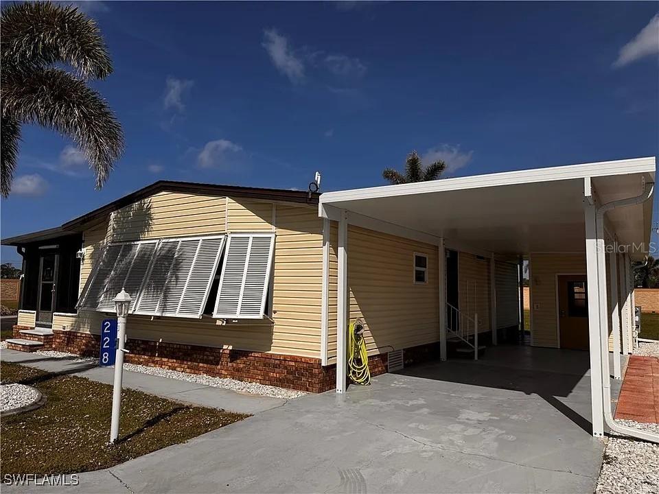 BURNT STORE COLONY MHP COOP - Residential
