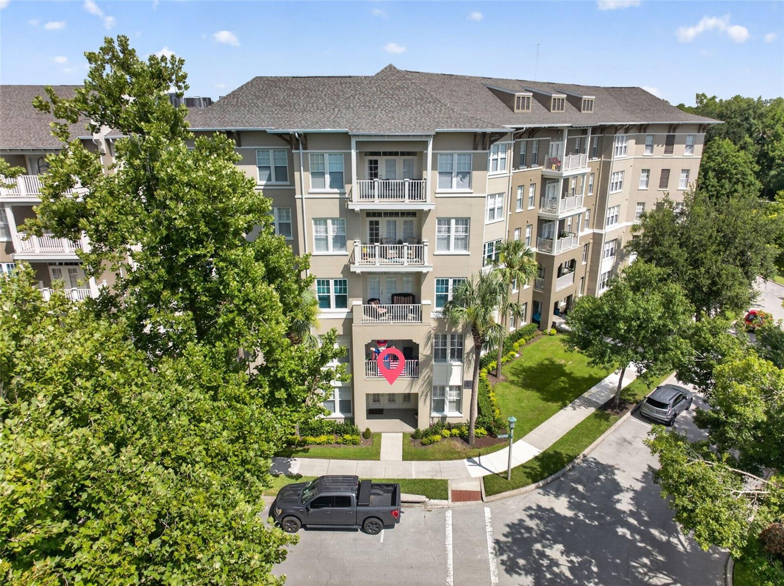 ARTISAN CLUB CONDO PH 6 - Residential