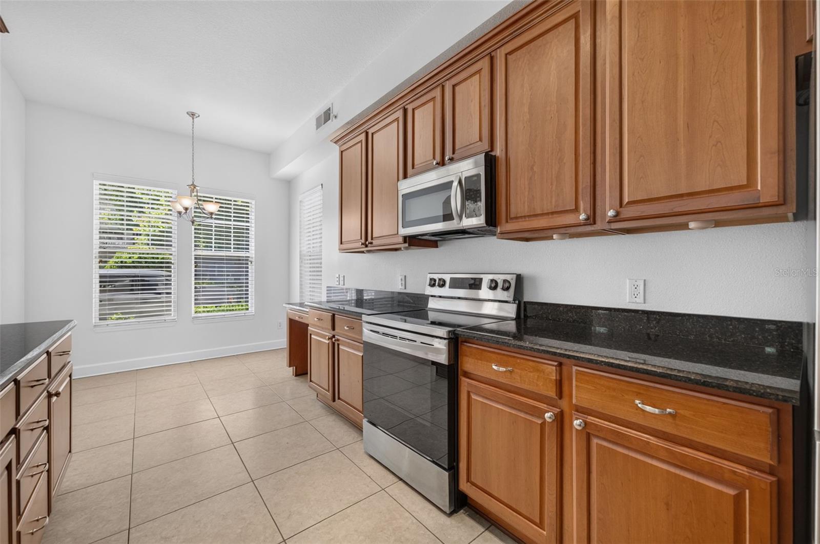ARTISAN CLUB CONDO PH 6 - Residential