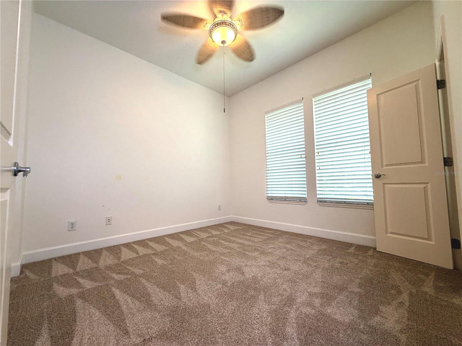 ARTISAN CLUB CONDO PH 6 - Residential