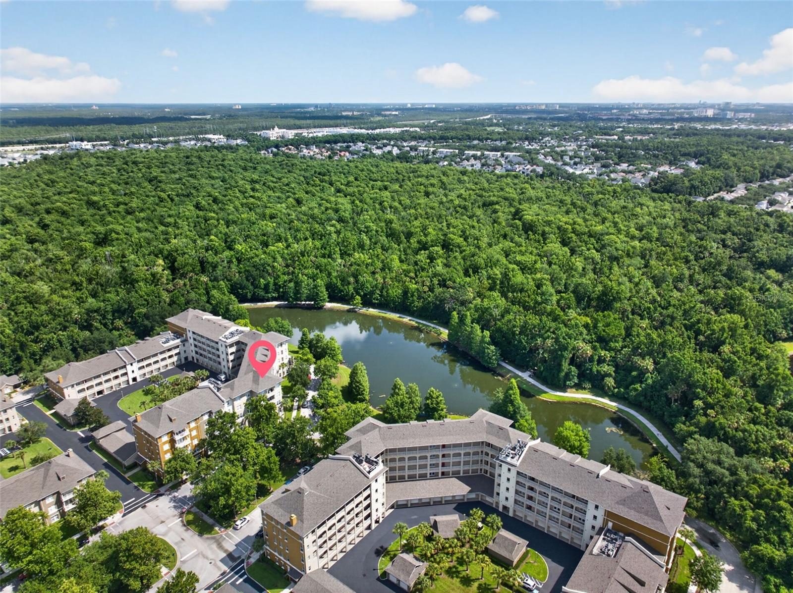 ARTISAN CLUB CONDO PH 6 - Residential