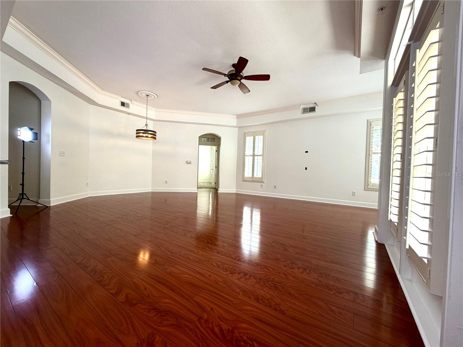 ARTISAN CLUB CONDO PH 6 - Residential