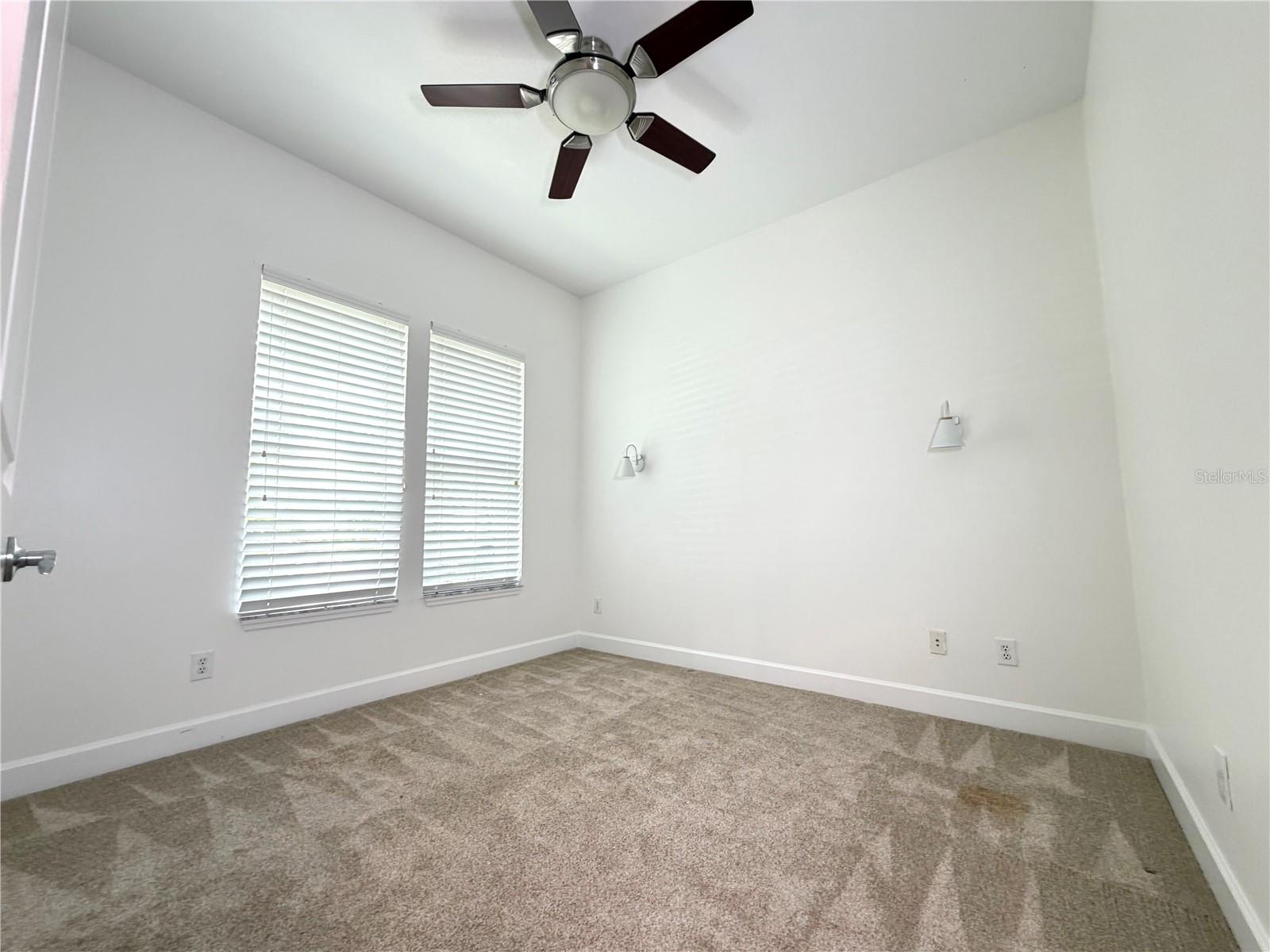 ARTISAN CLUB CONDO PH 6 - Residential