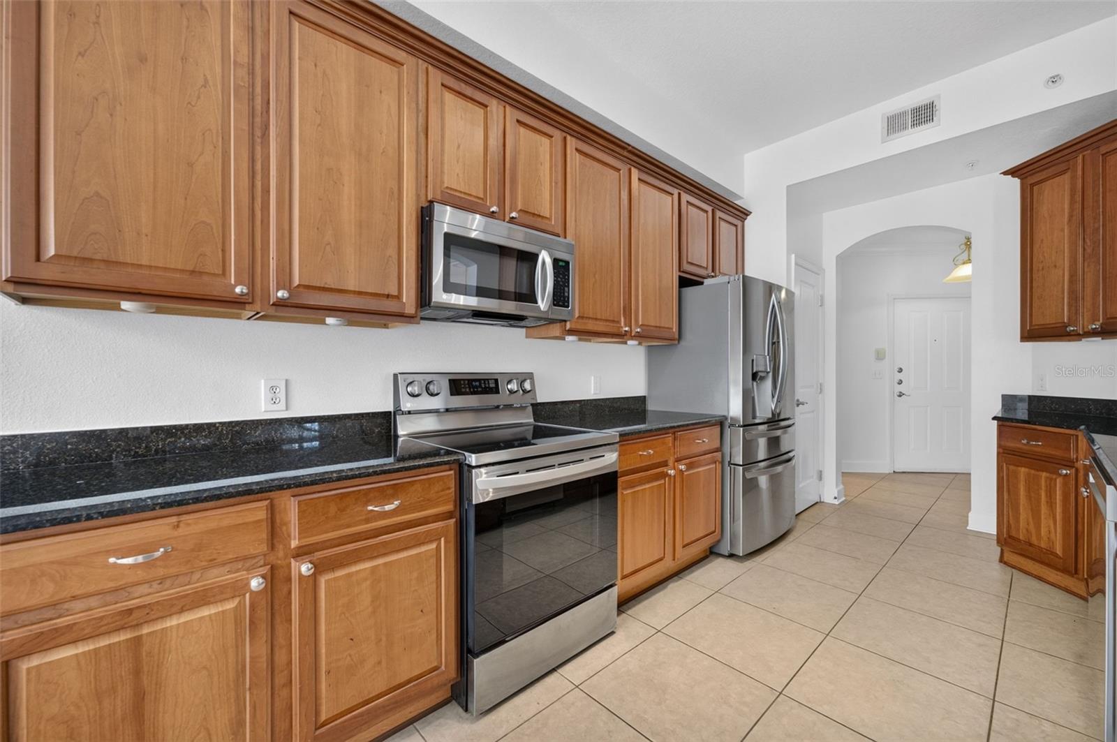 ARTISAN CLUB CONDO PH 6 - Residential