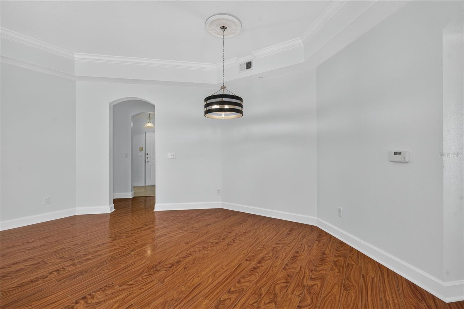 ARTISAN CLUB CONDO PH 6 - Residential