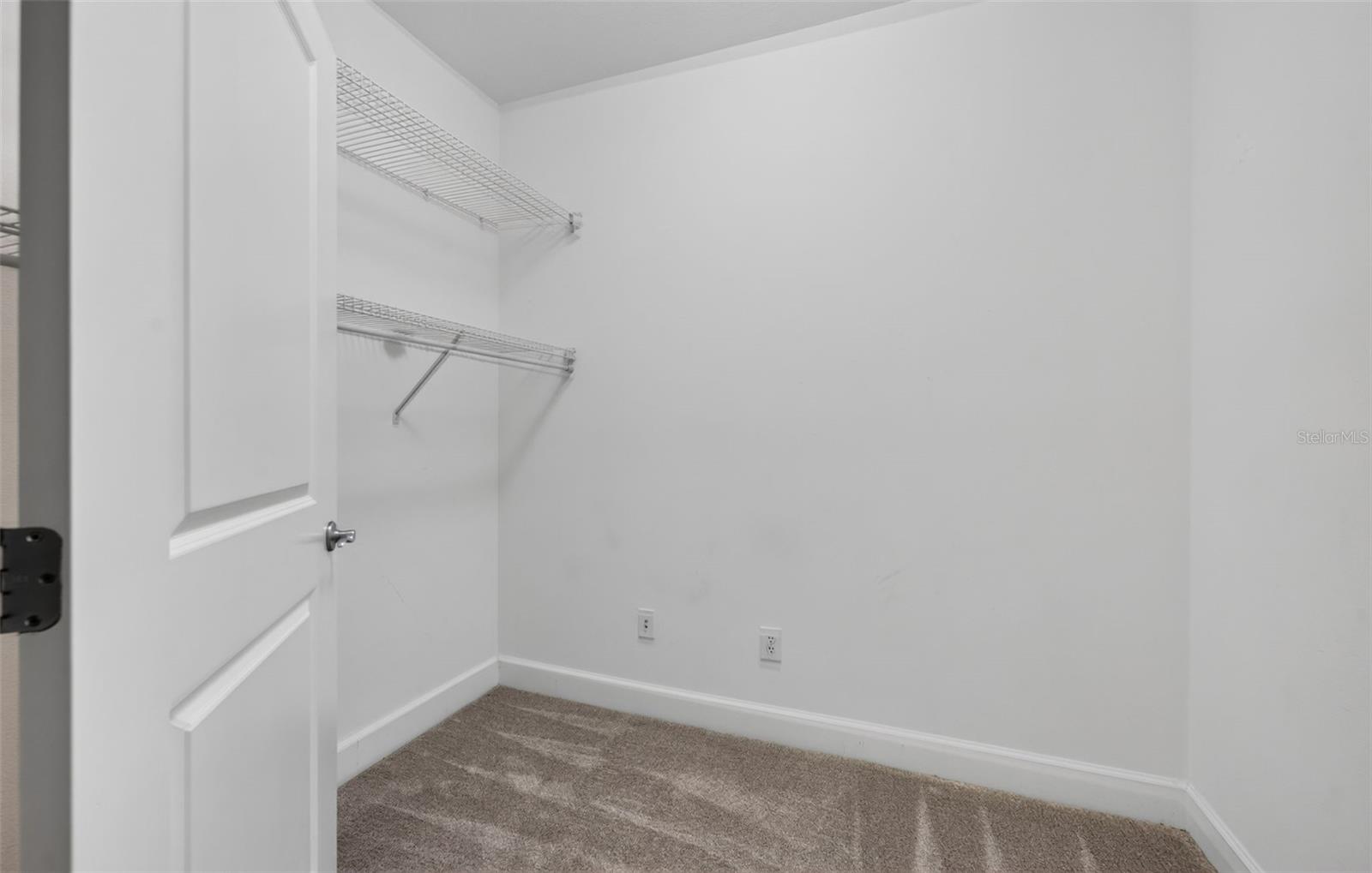 ARTISAN CLUB CONDO PH 6 - Residential