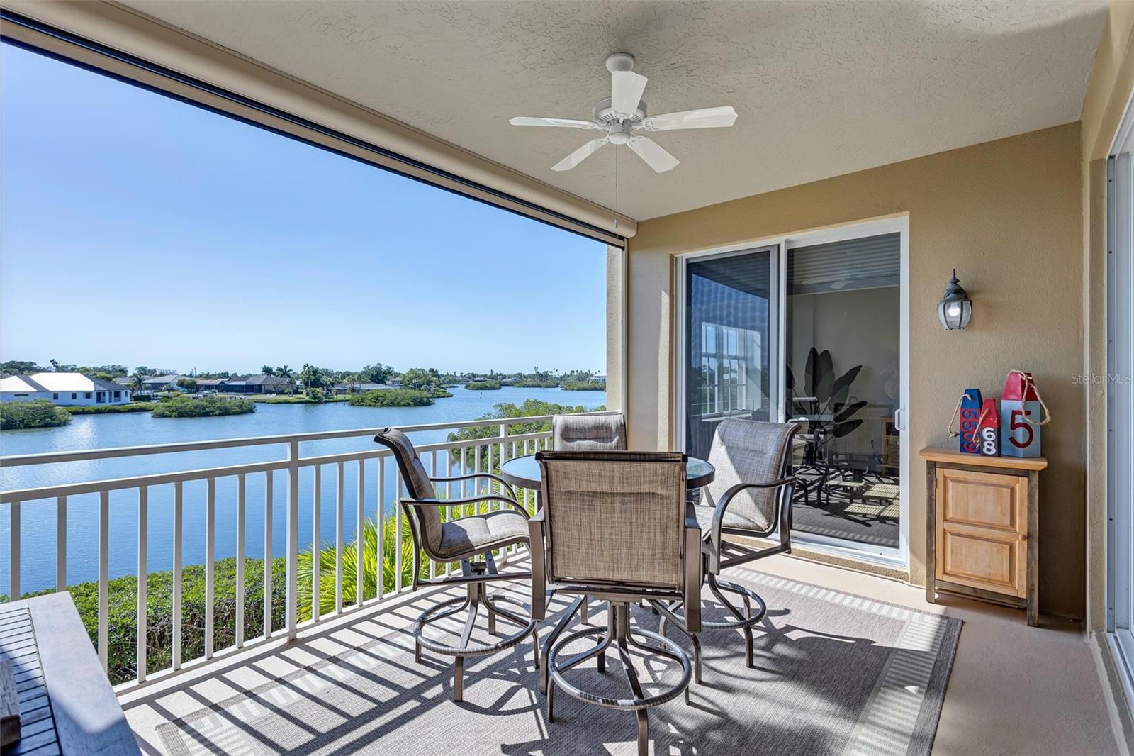 BLACKBURN HARBOR RESIDENCES - Residential