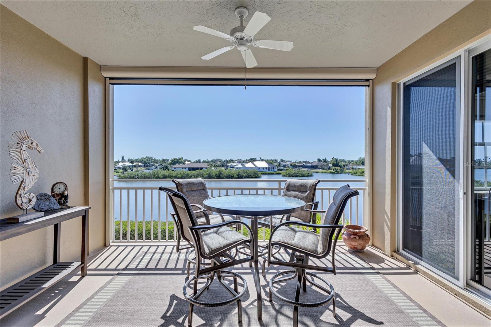 BLACKBURN HARBOR RESIDENCES - Residential