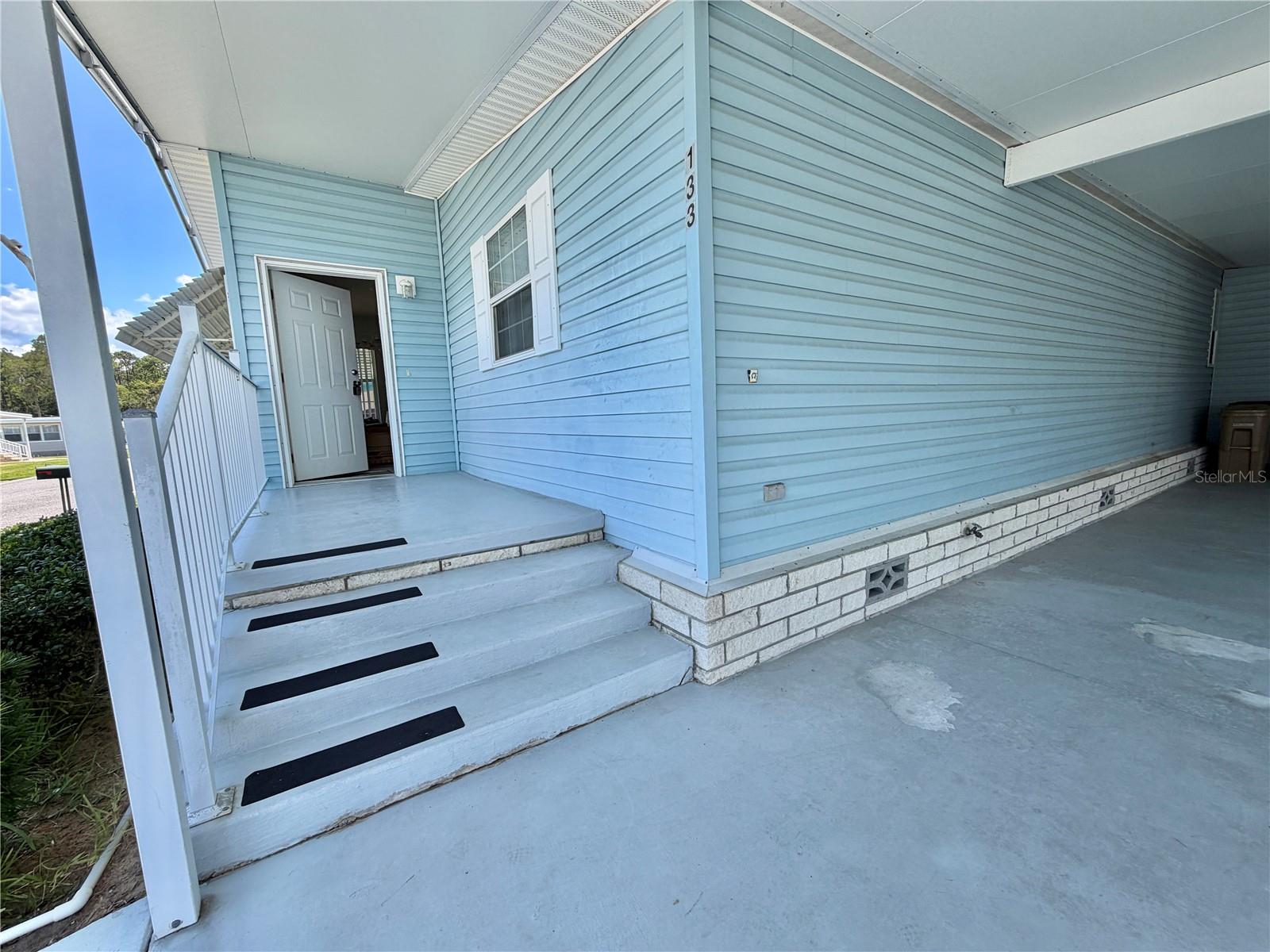 HAWTHORNE AT LEESBURG A COOP - Residential