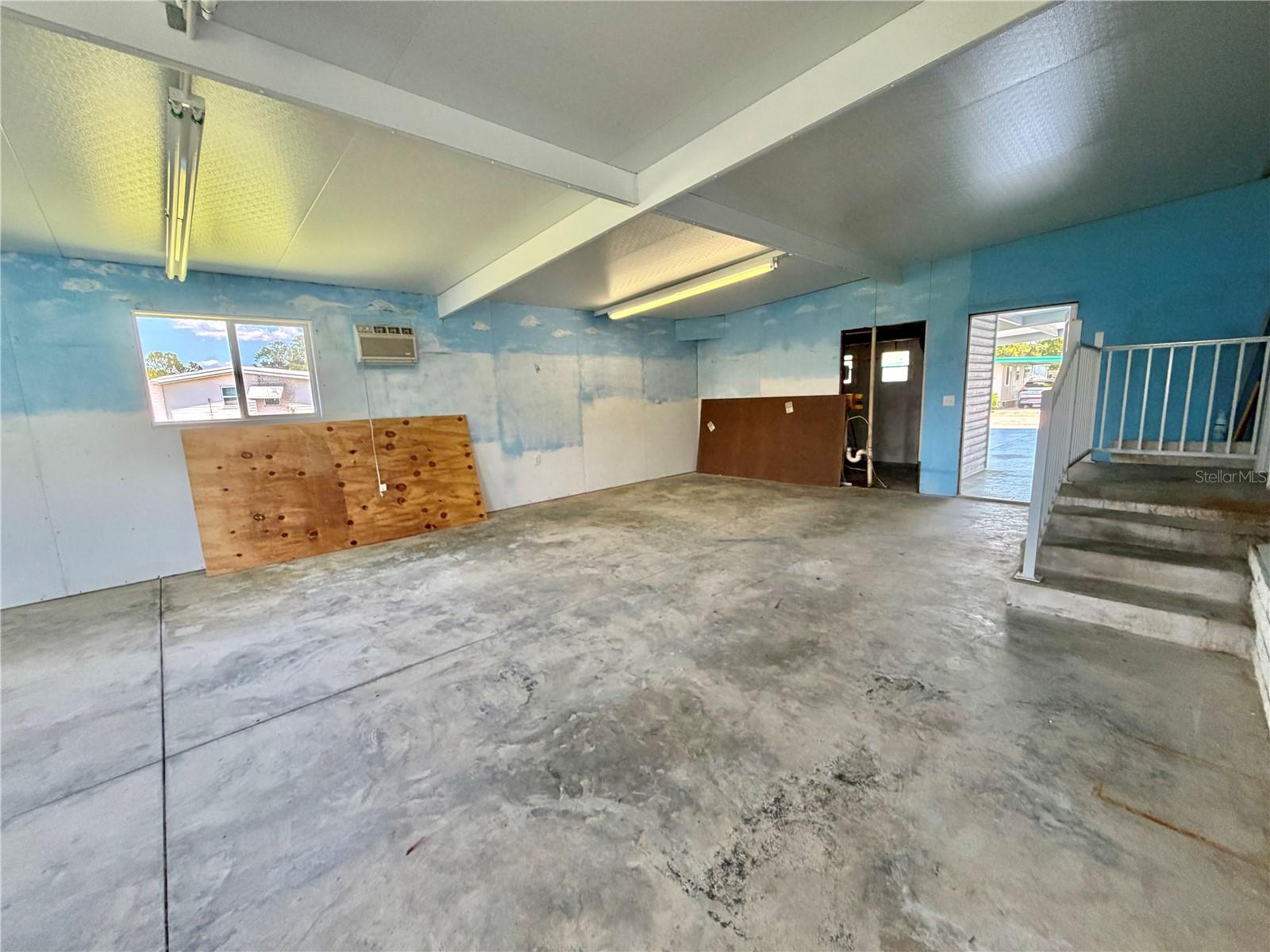 HAWTHORNE AT LEESBURG A COOP - Residential