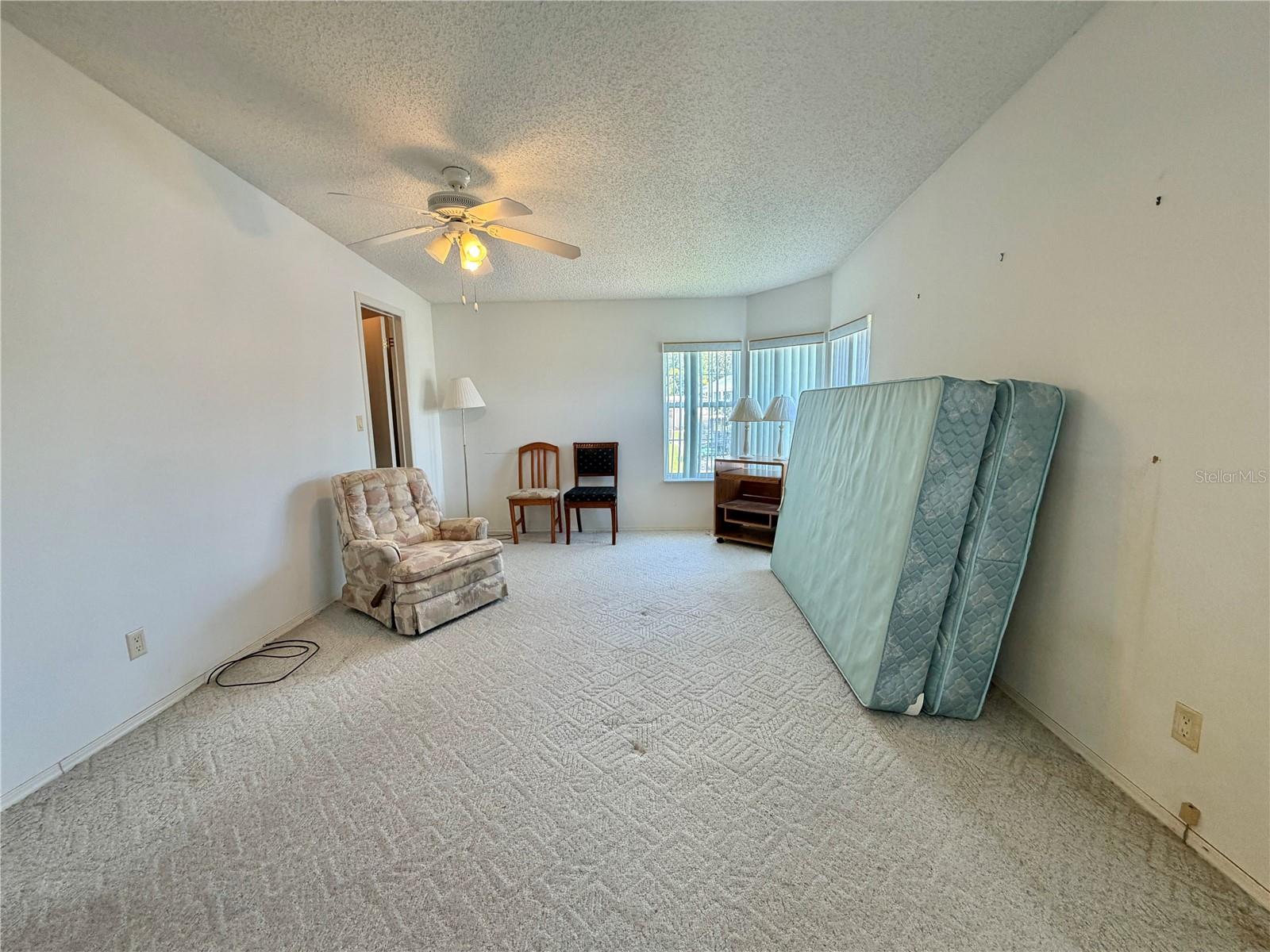 HAWTHORNE AT LEESBURG A COOP - Residential