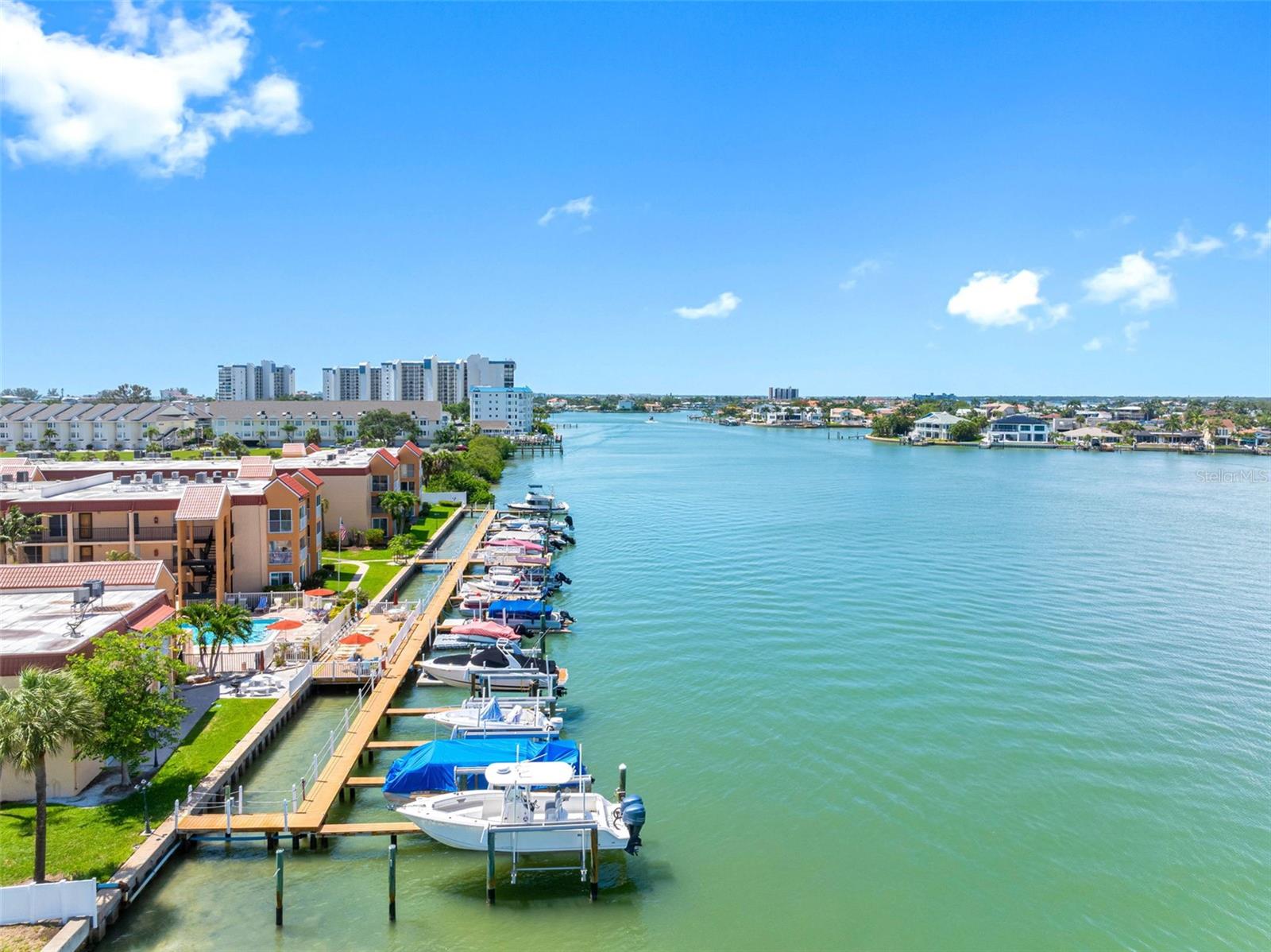 BOCA SHORES CONDOMINIUM - Residential