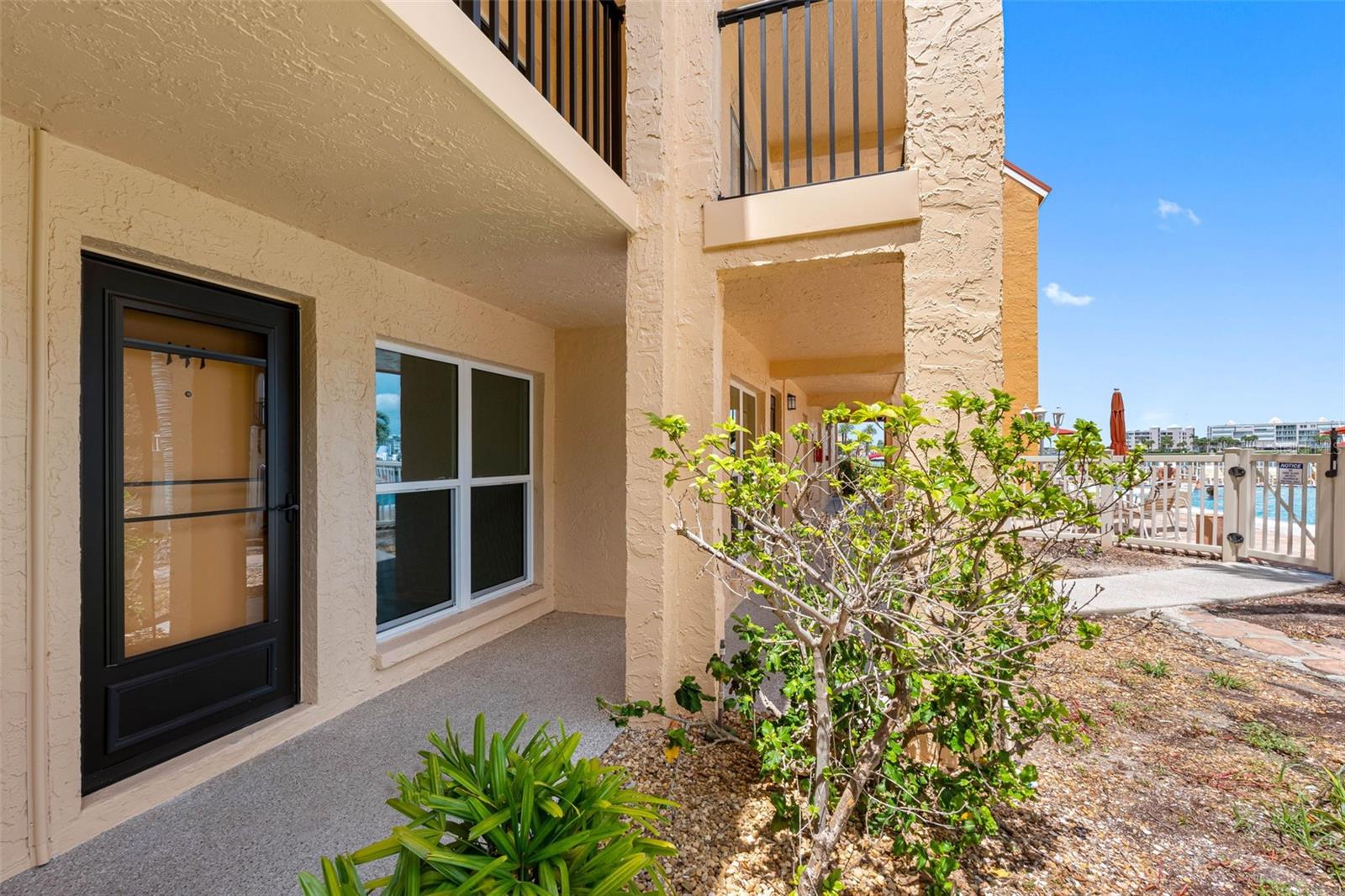 BOCA SHORES CONDOMINIUM - Residential