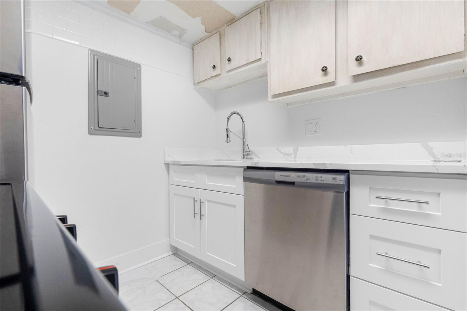 BOCA SHORES CONDOMINIUM - Residential