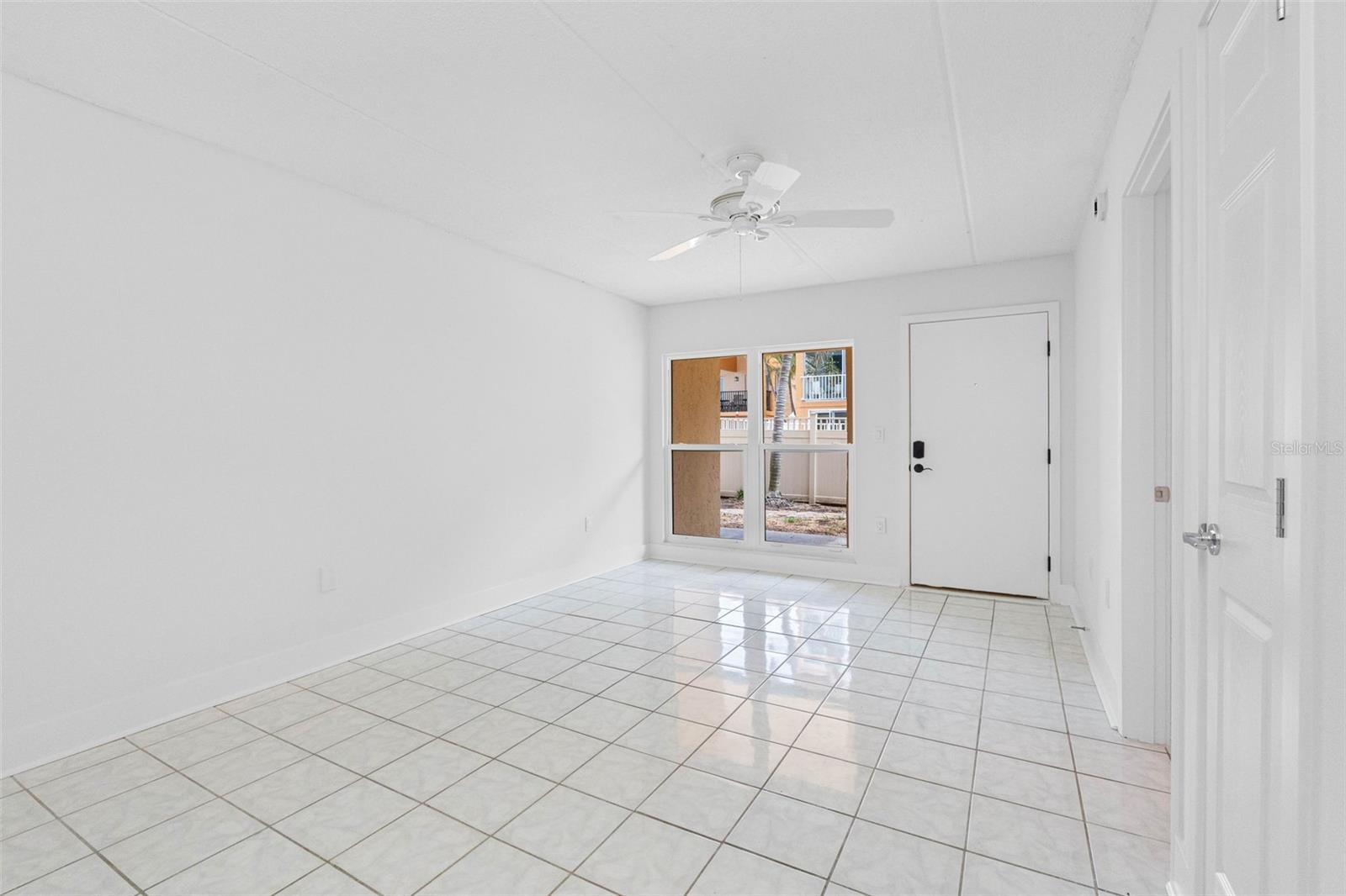 BOCA SHORES CONDOMINIUM - Residential