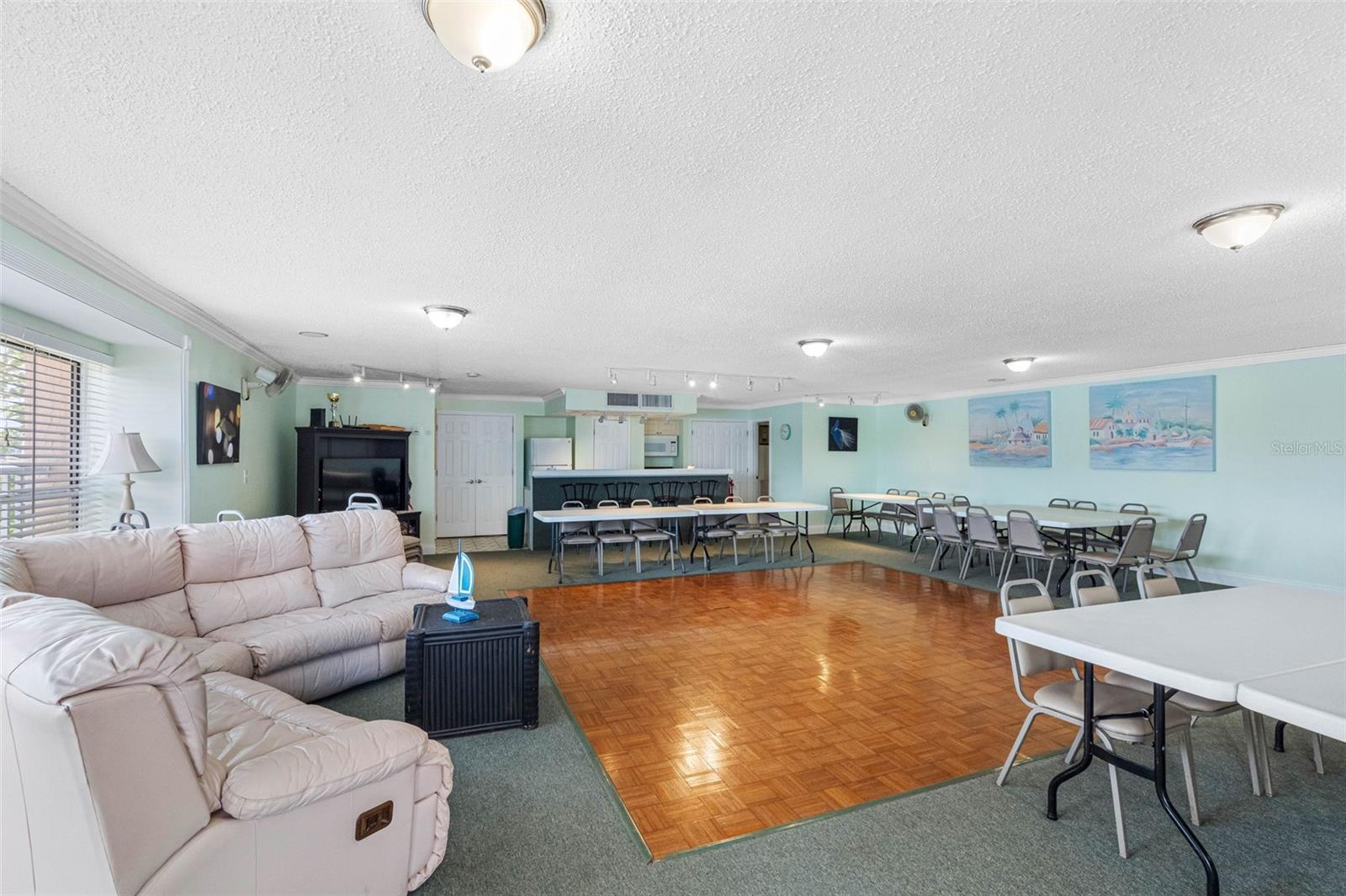 BOCA SHORES CONDOMINIUM - Residential