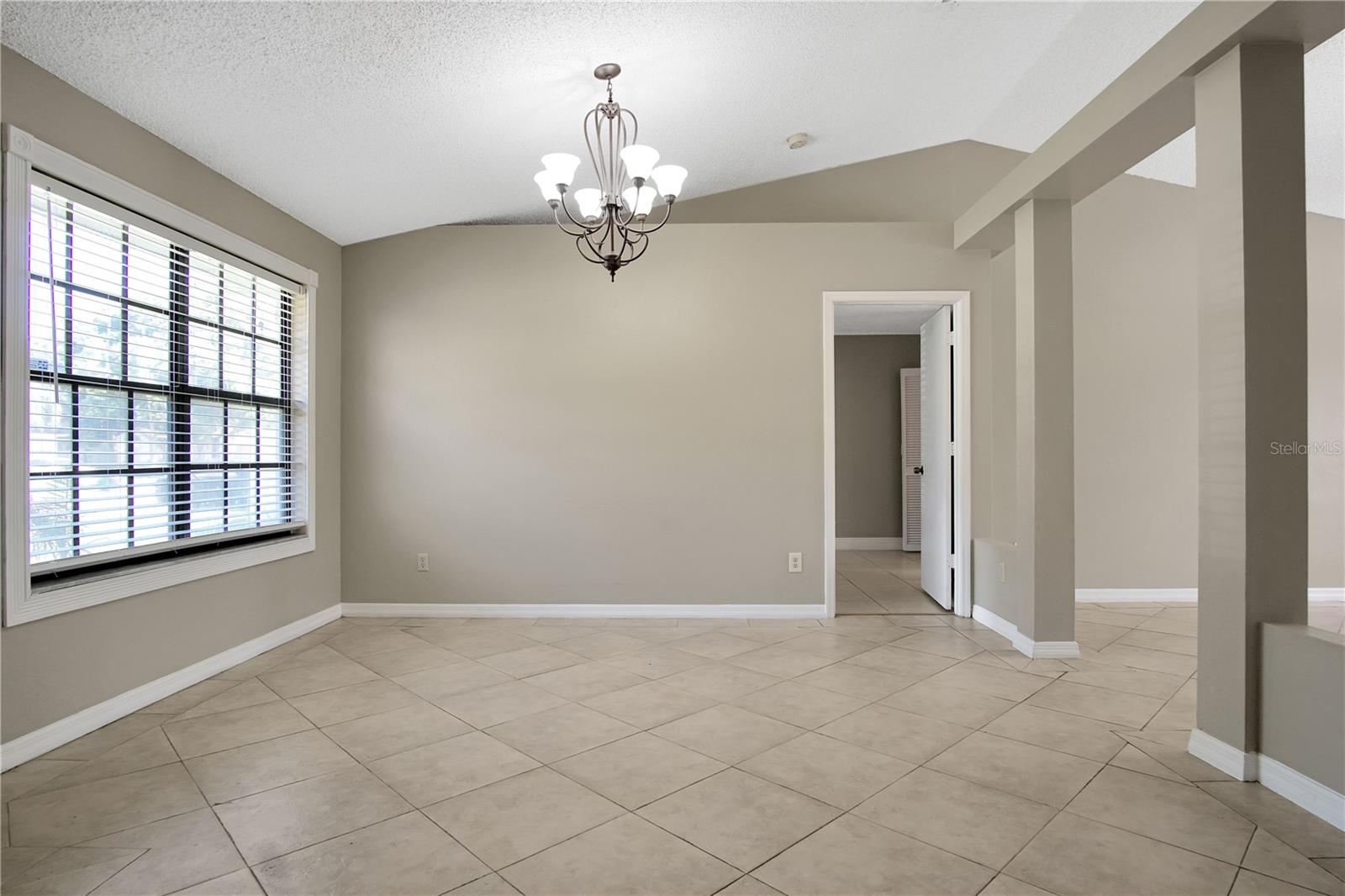 CHICKASAW TRAILS PH 04 - Residential Lease