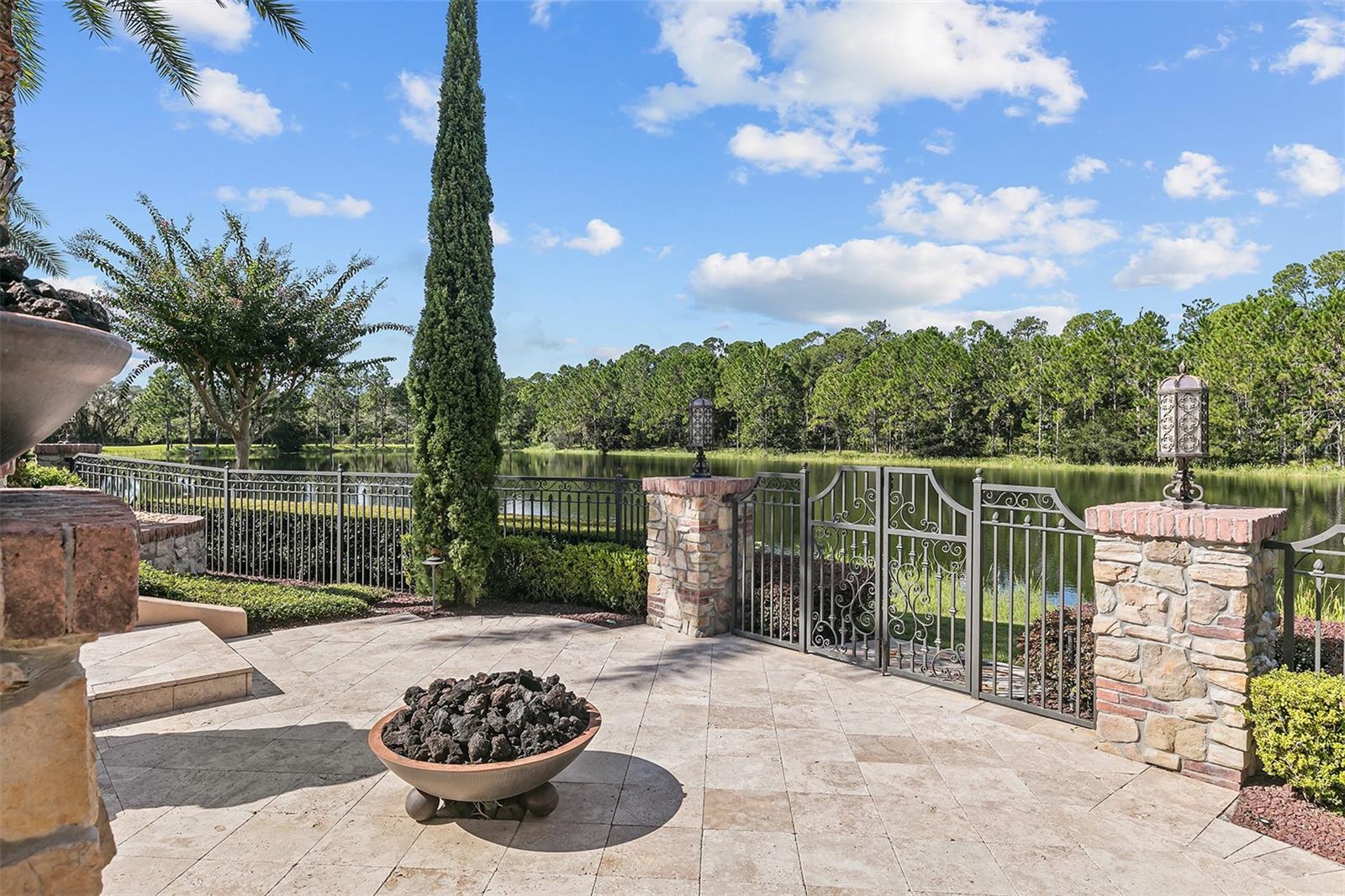 KEENES POINTE - Residential