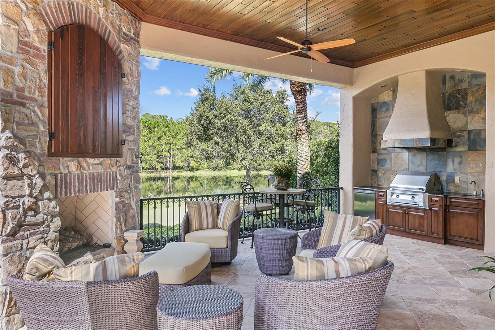 KEENES POINTE - Residential