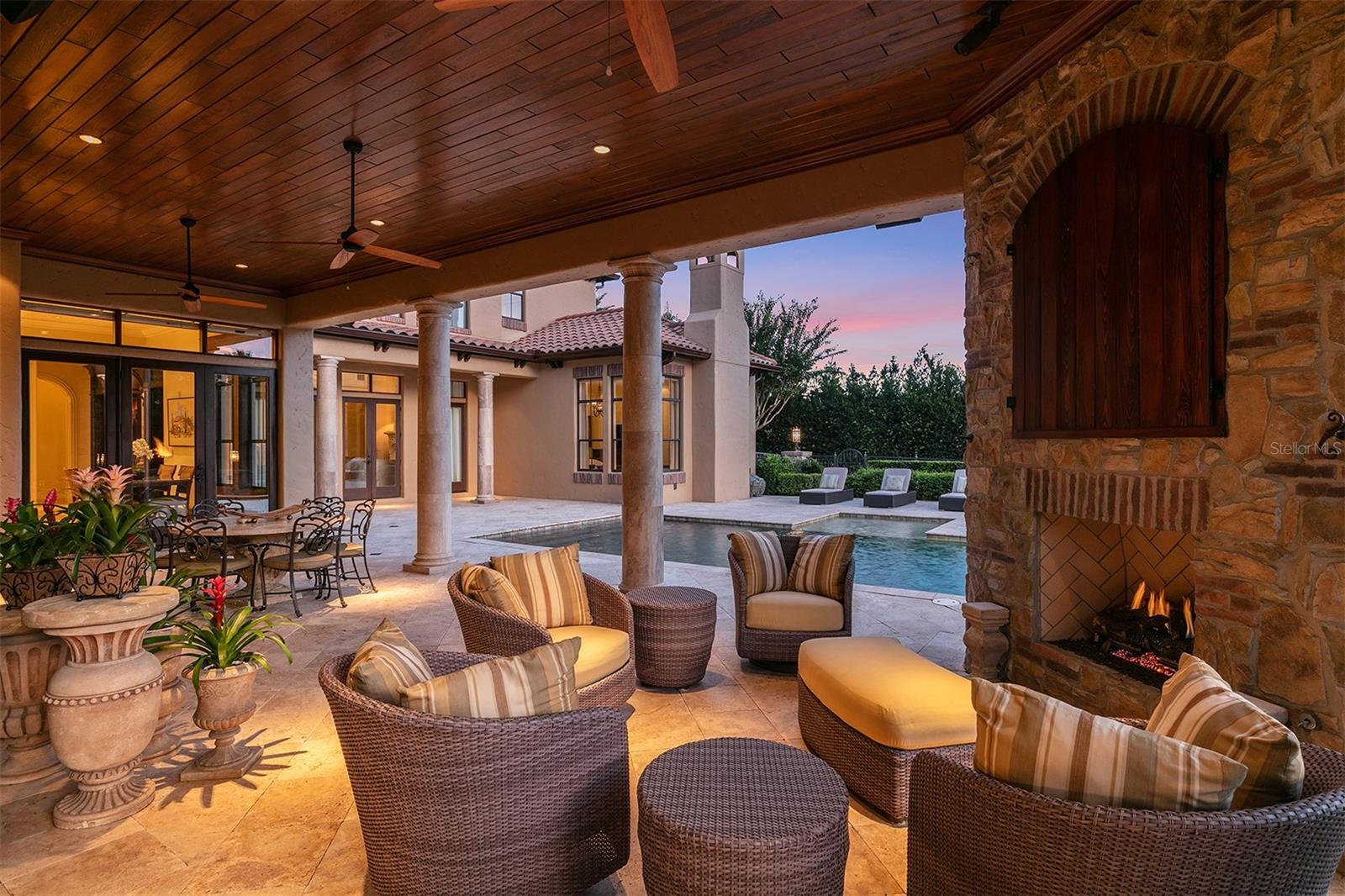 KEENES POINTE - Residential