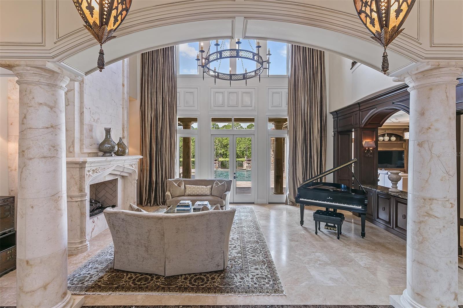 KEENES POINTE - Residential