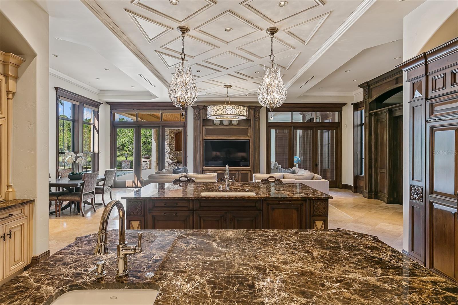 KEENES POINTE - Residential