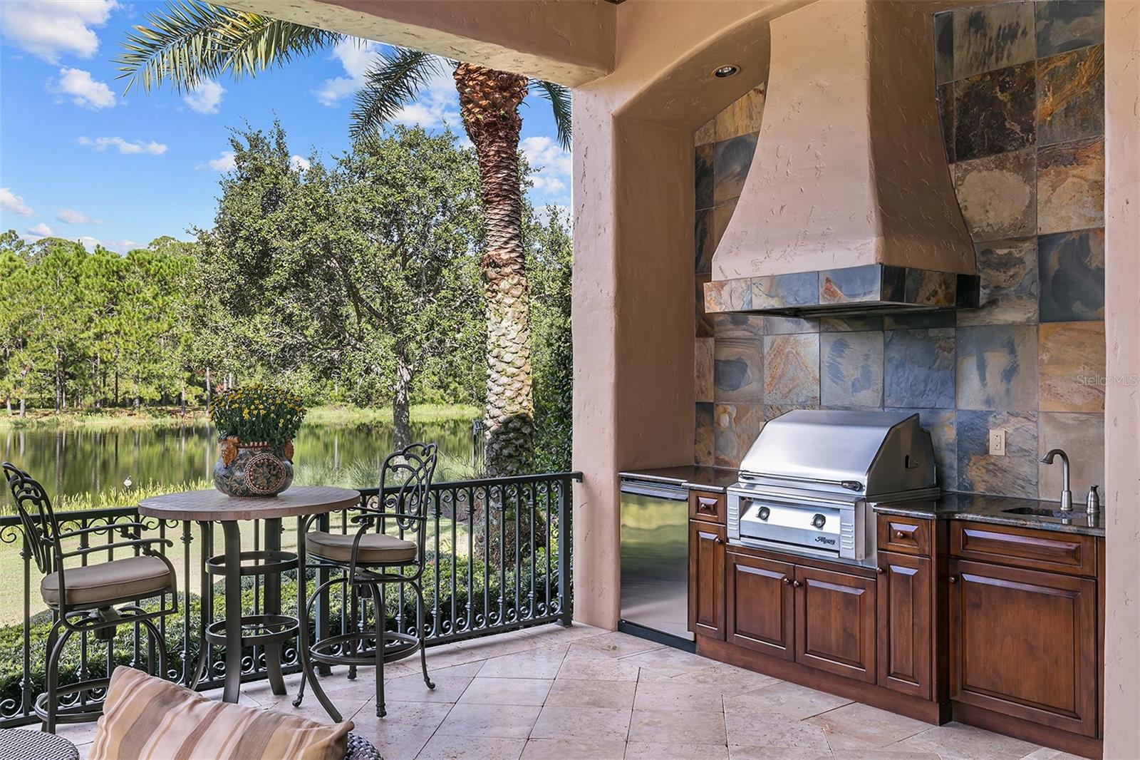 KEENES POINTE - Residential