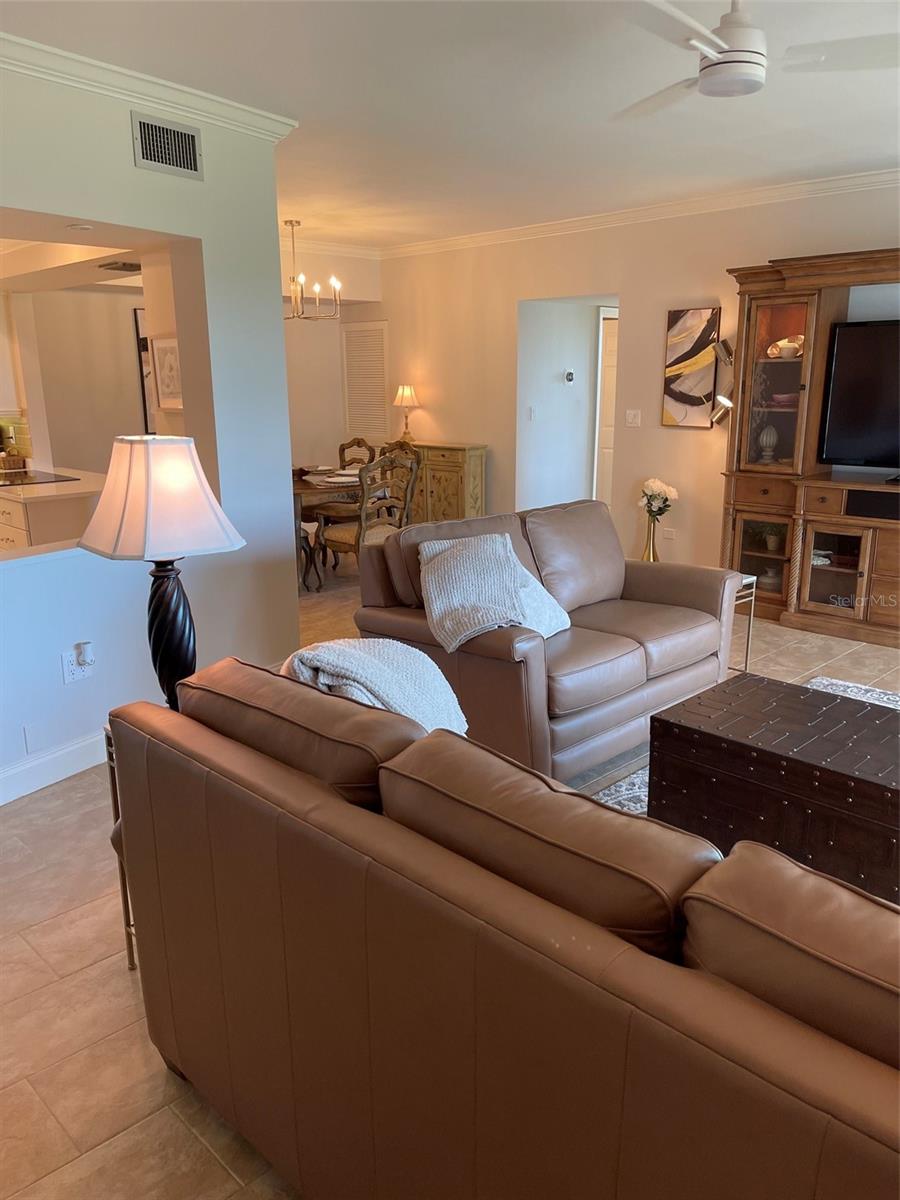 ISLANDER CLUB OF LONGBOAT - Residential