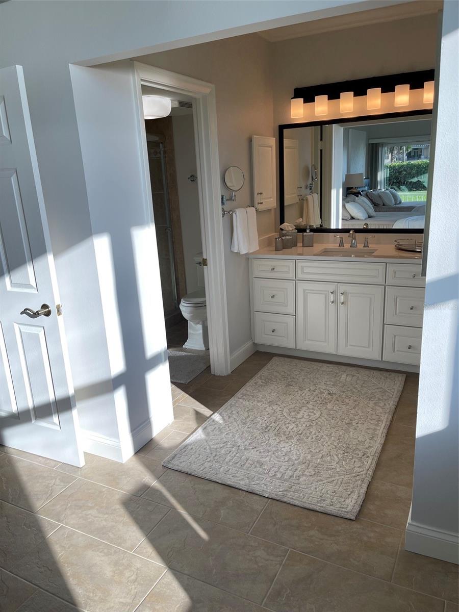 ISLANDER CLUB OF LONGBOAT - Residential