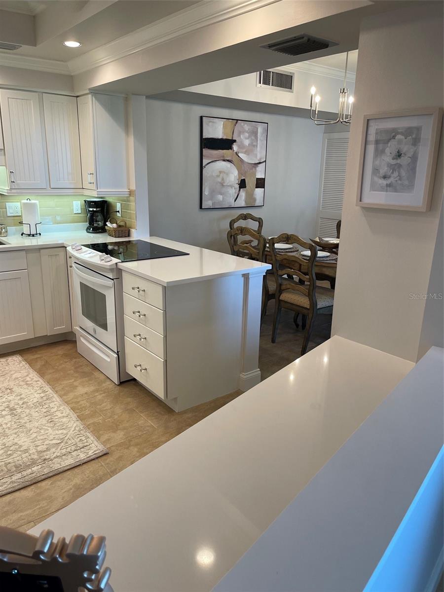 ISLANDER CLUB OF LONGBOAT - Residential