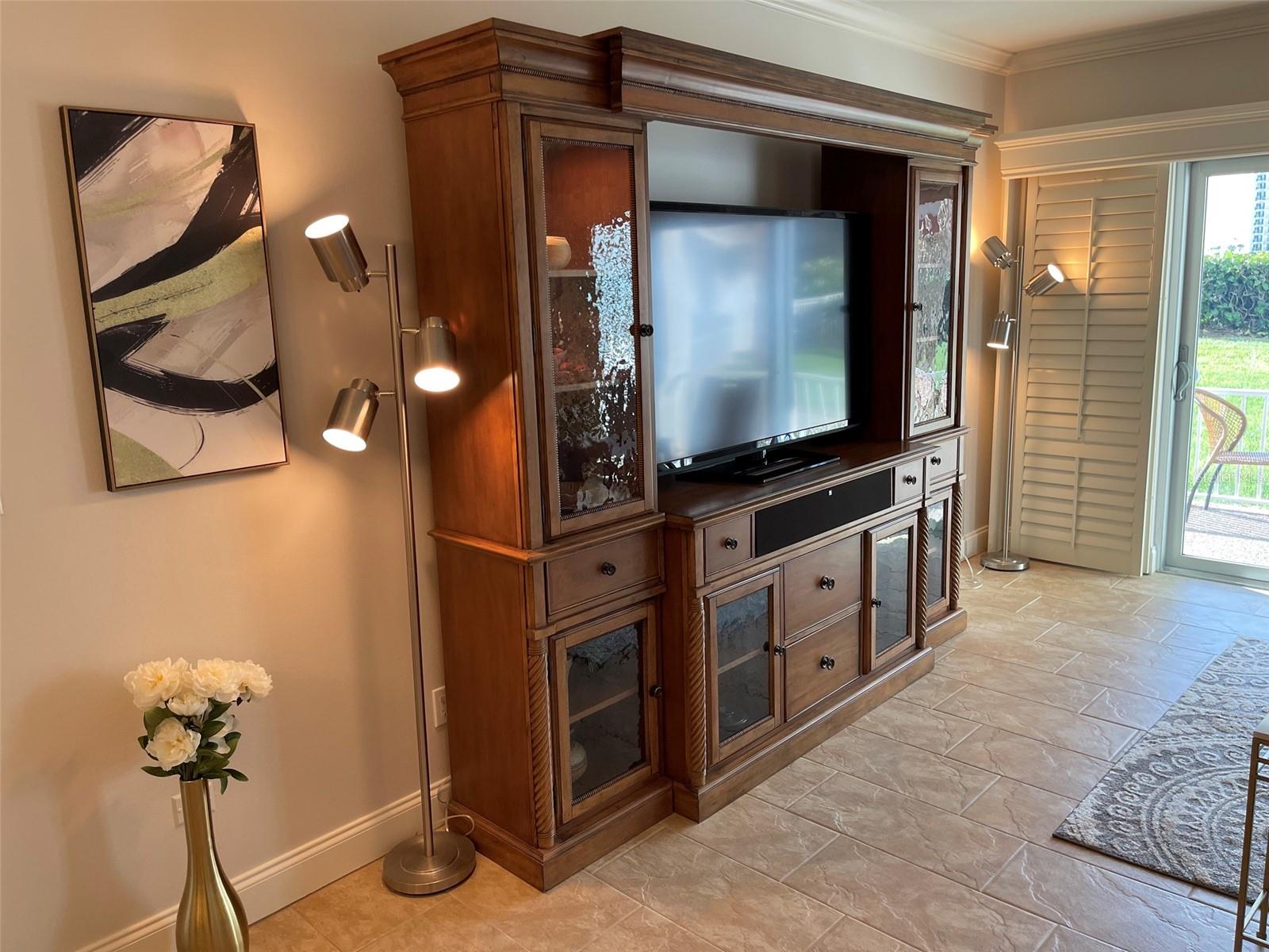 ISLANDER CLUB OF LONGBOAT - Residential