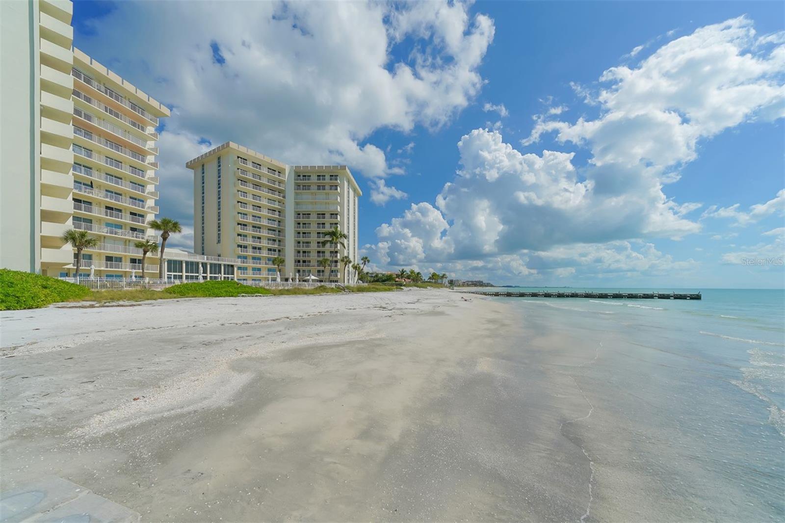 ISLANDER CLUB OF LONGBOAT - Residential