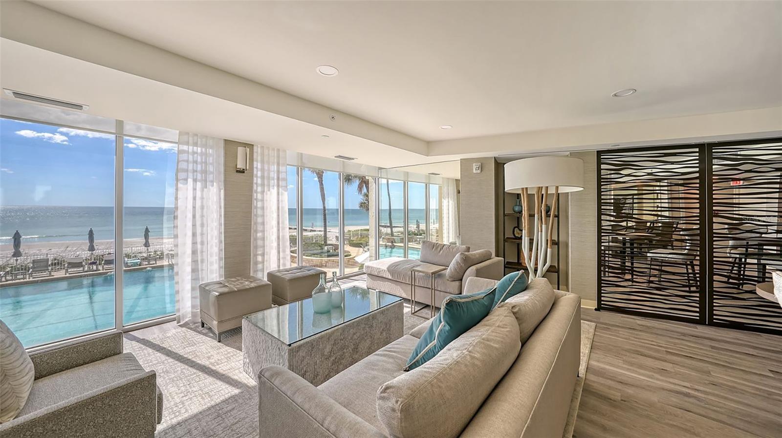 ISLANDER CLUB OF LONGBOAT - Residential