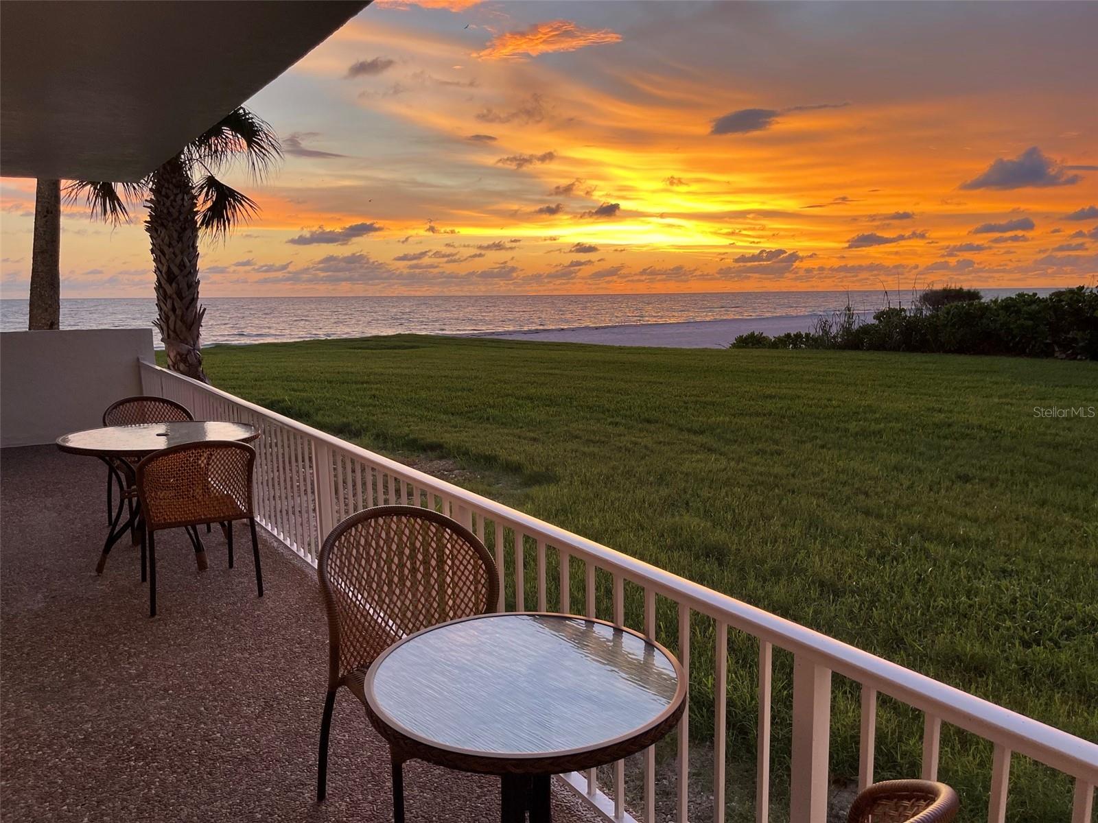 ISLANDER CLUB OF LONGBOAT - Residential