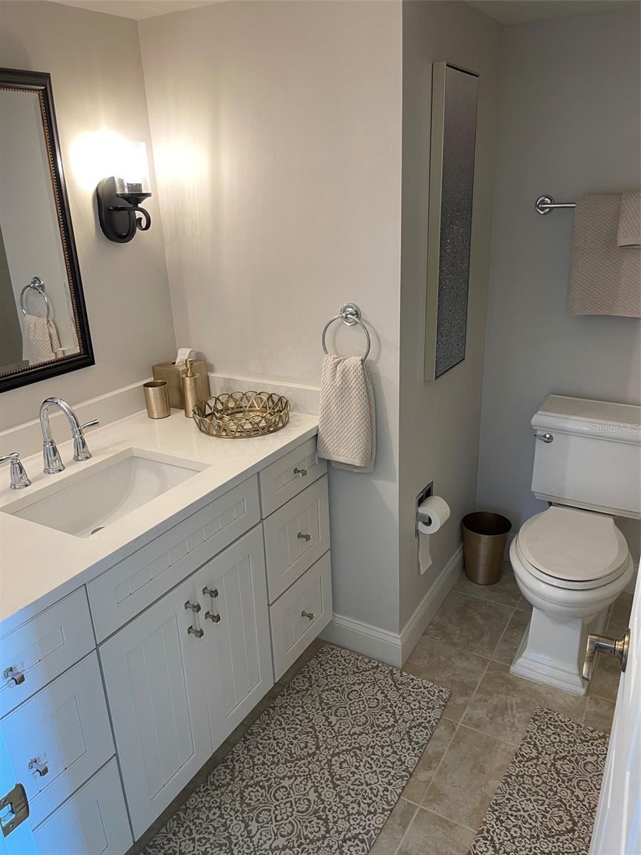 ISLANDER CLUB OF LONGBOAT - Residential