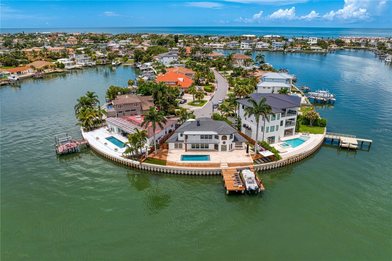 BELLEVUE ESTATES ISLAND 2ND ADD - Residential