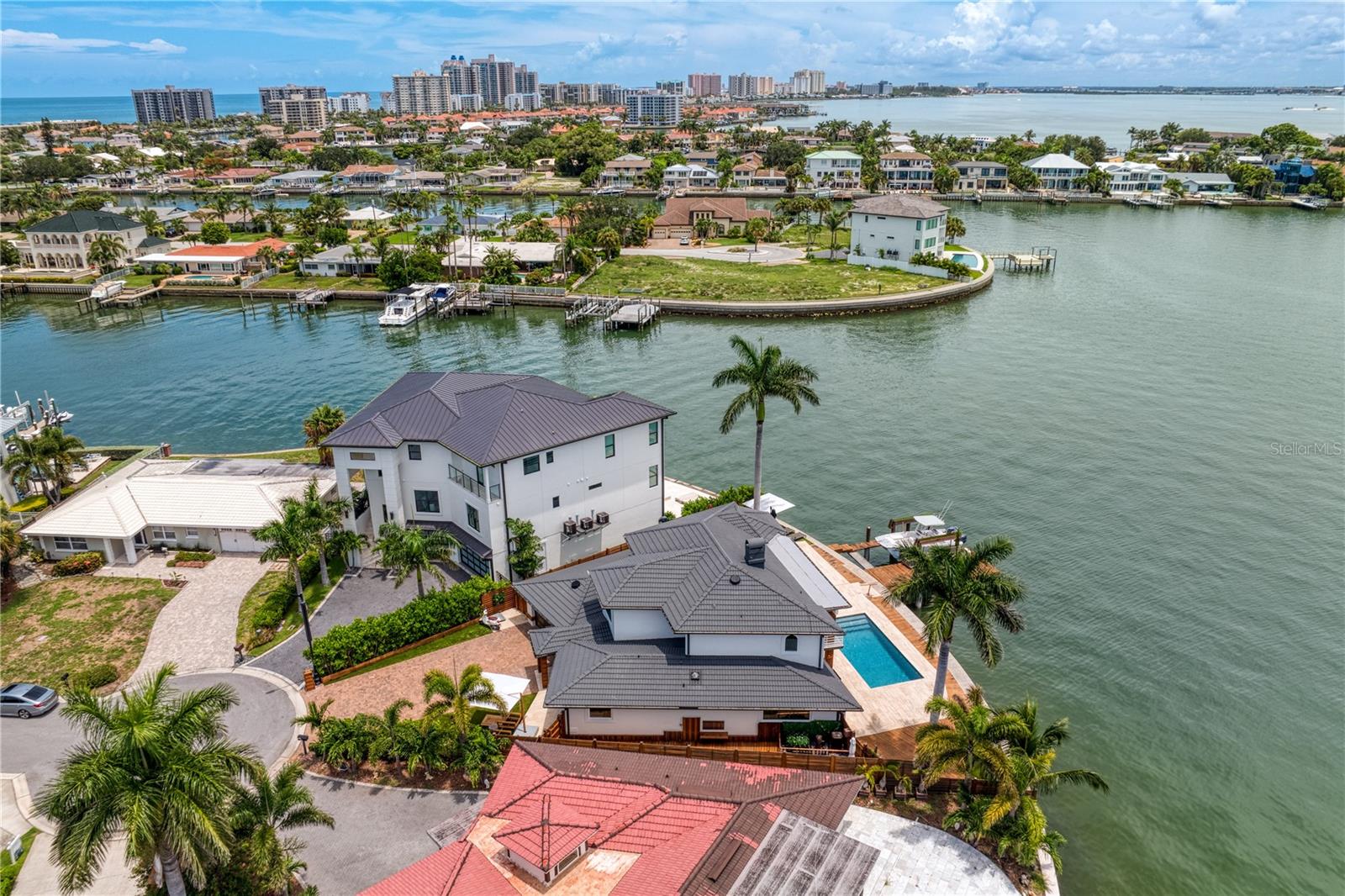 BELLEVUE ESTATES ISLAND 2ND ADD - Residential