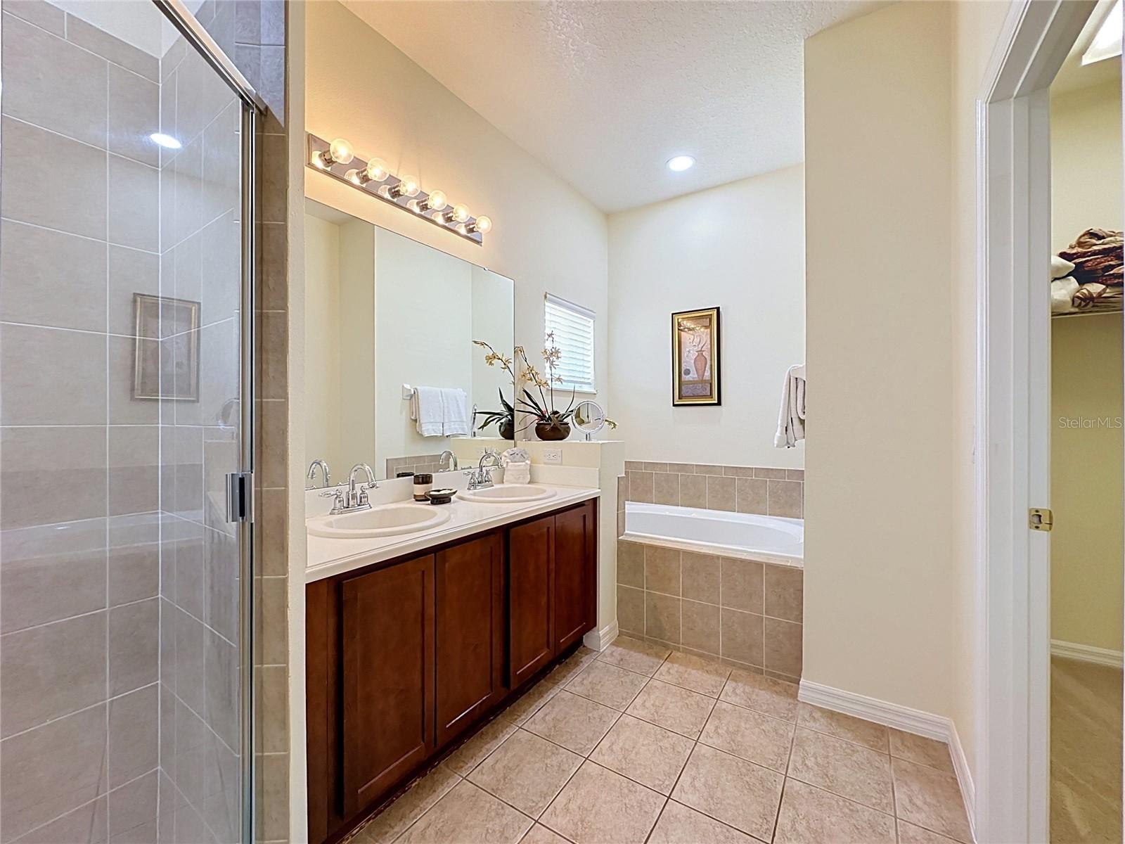SHIRE AT WEST HAVEN PH 01 - Residential