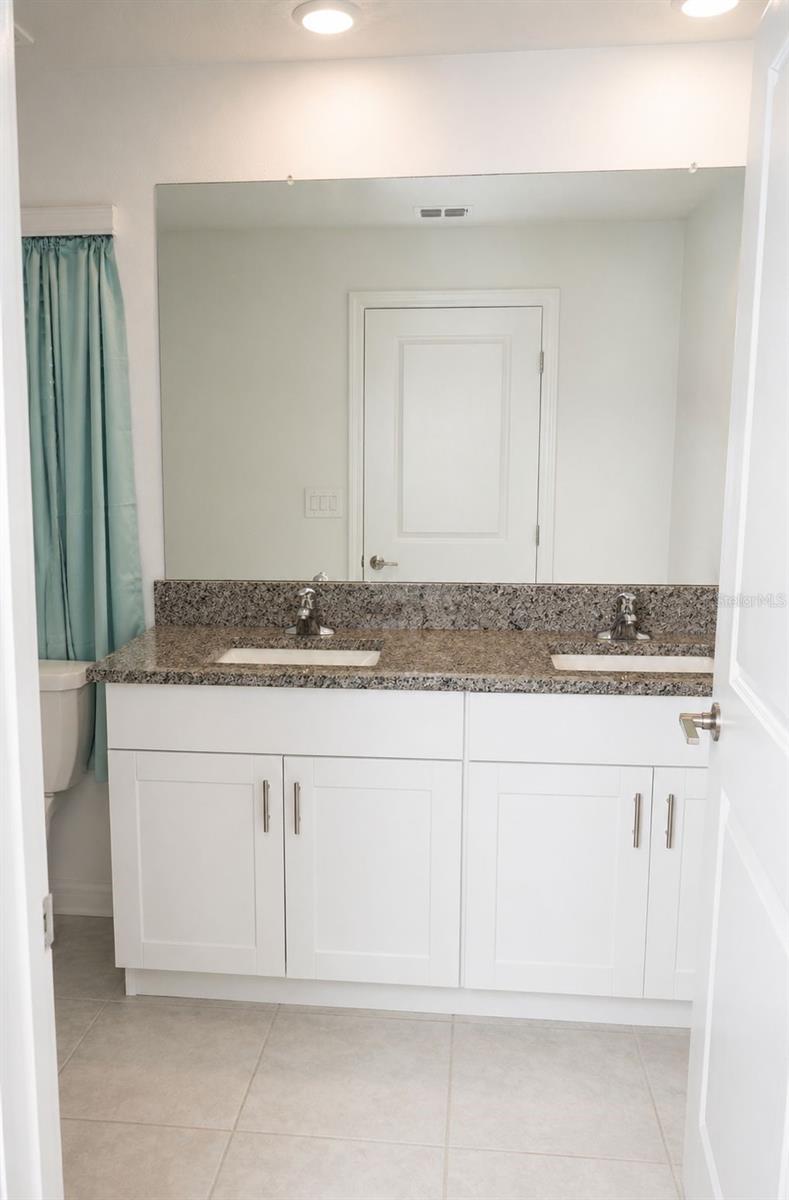 ABBOTT SQUARE PH 2 - Residential