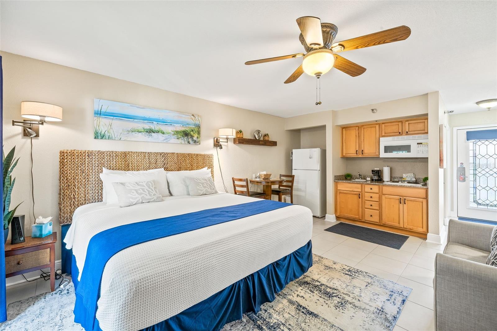 ROYAL YACHT CLUB NORTH CONDO - Residential