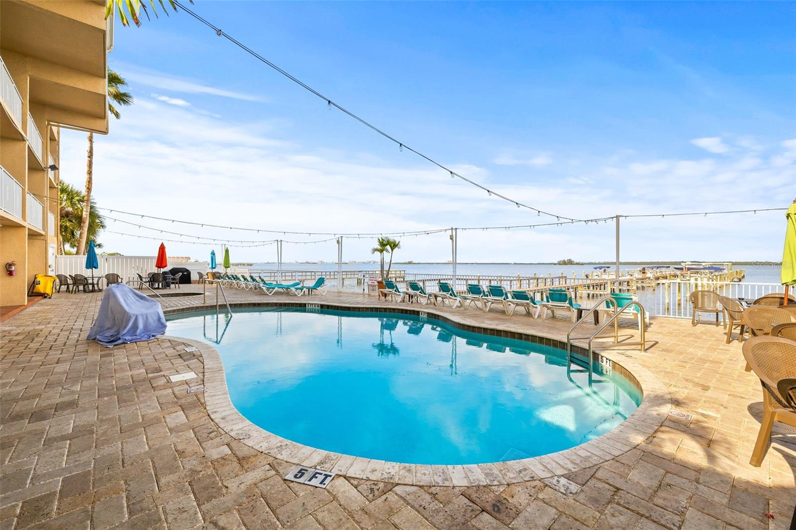 ROYAL YACHT CLUB NORTH CONDO - Residential
