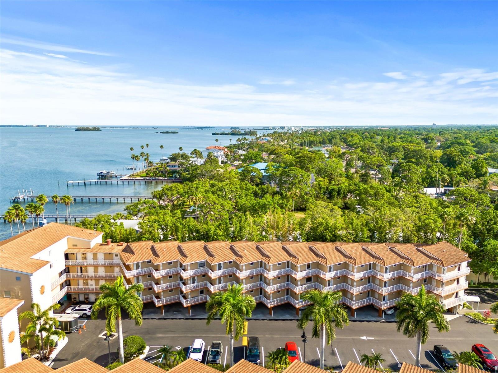 ROYAL YACHT CLUB NORTH CONDO - Residential