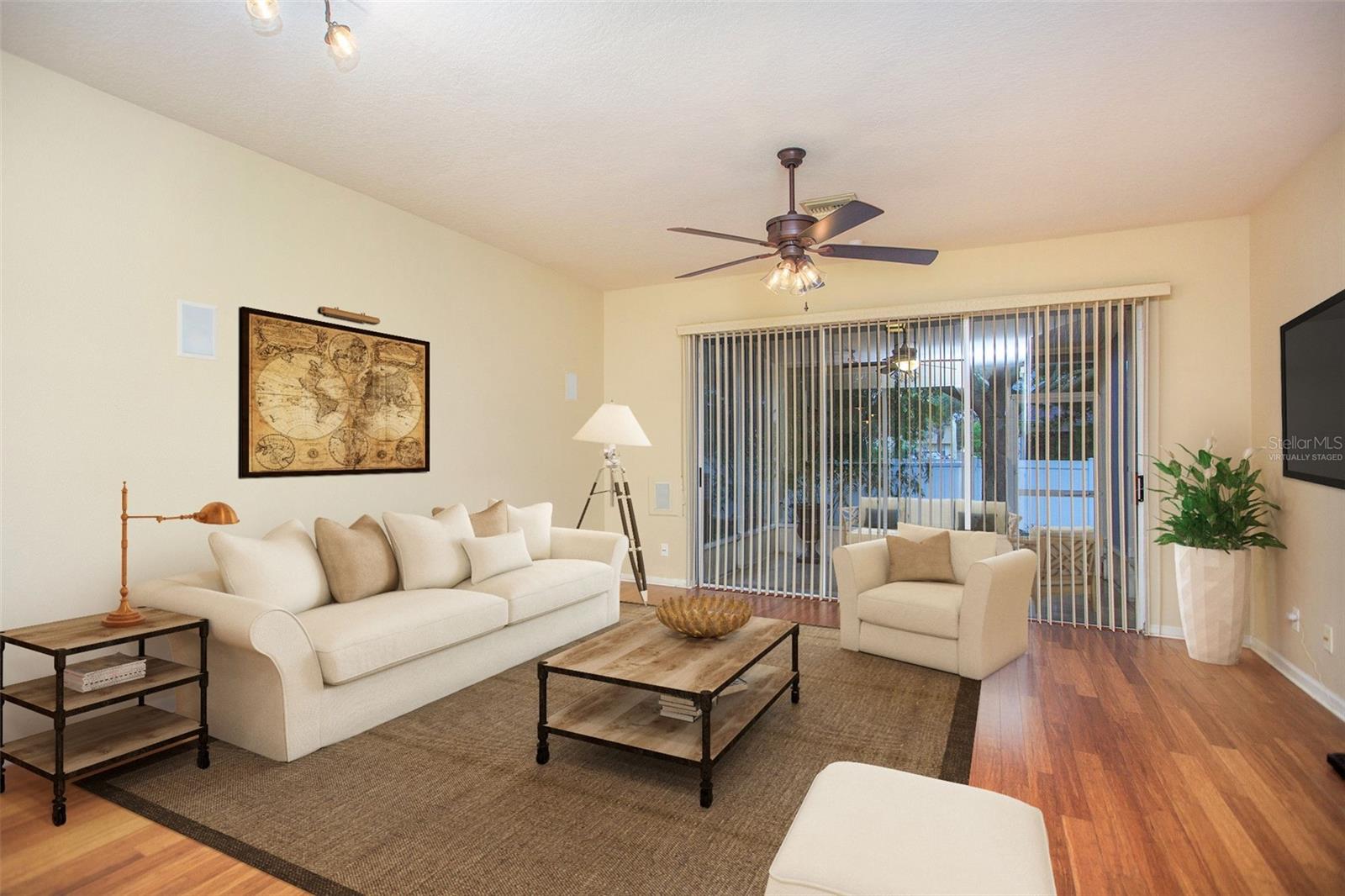 SOLANA BAY - Residential