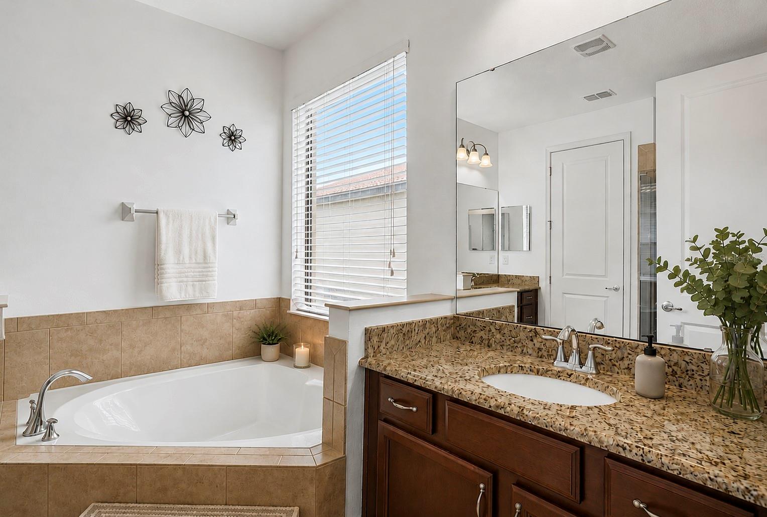 BELLALAGO PH 4K - Residential