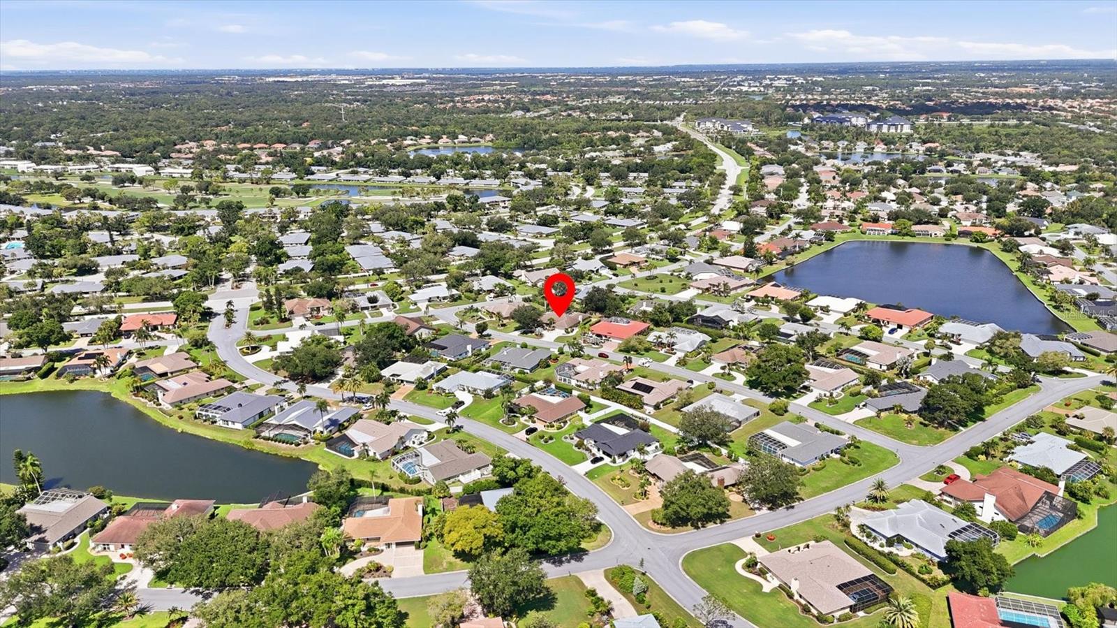 COUNTRY LAKES - Residential