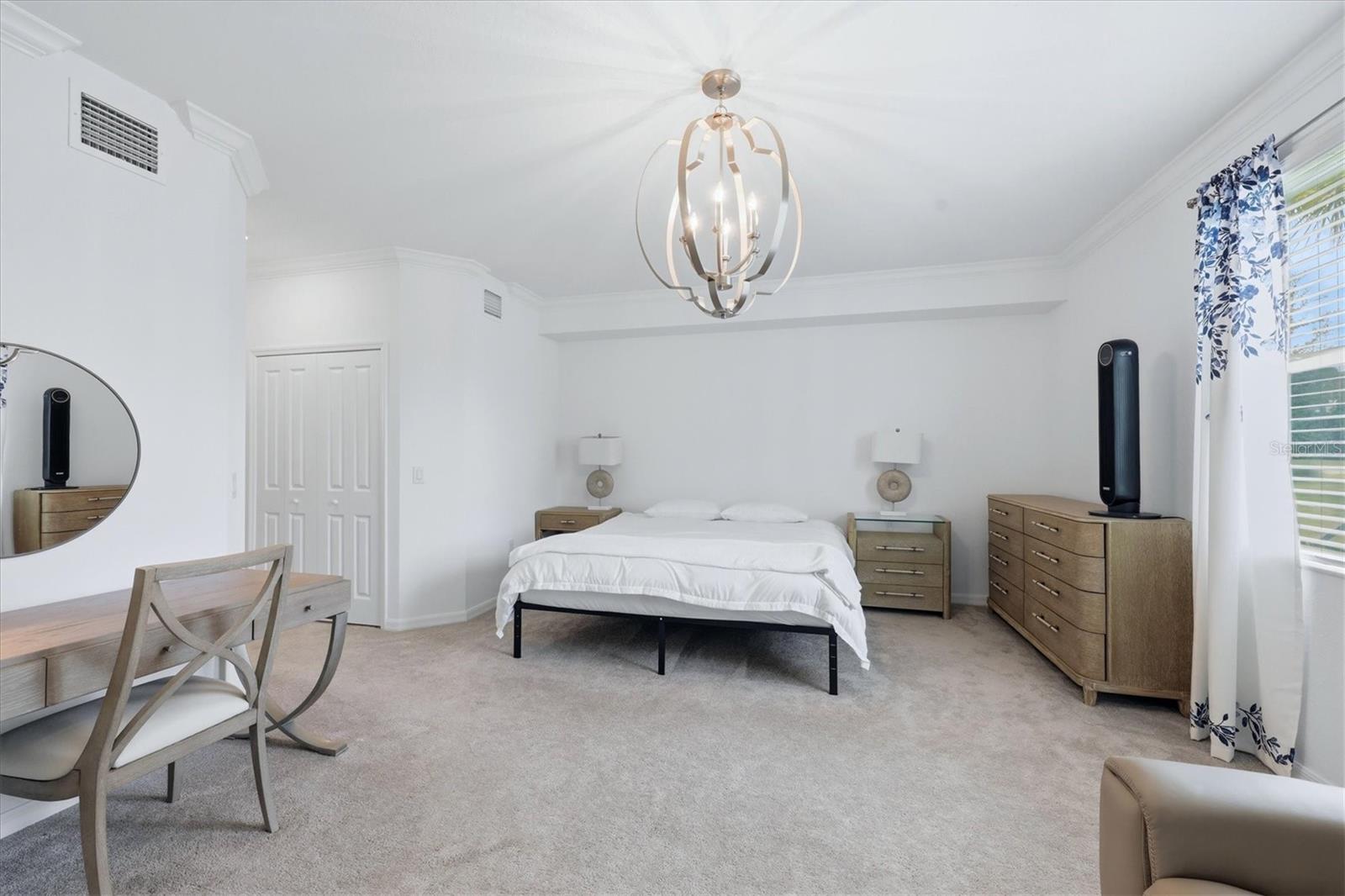 COACH HOMES III AT HERITAGE LANDING - Residential