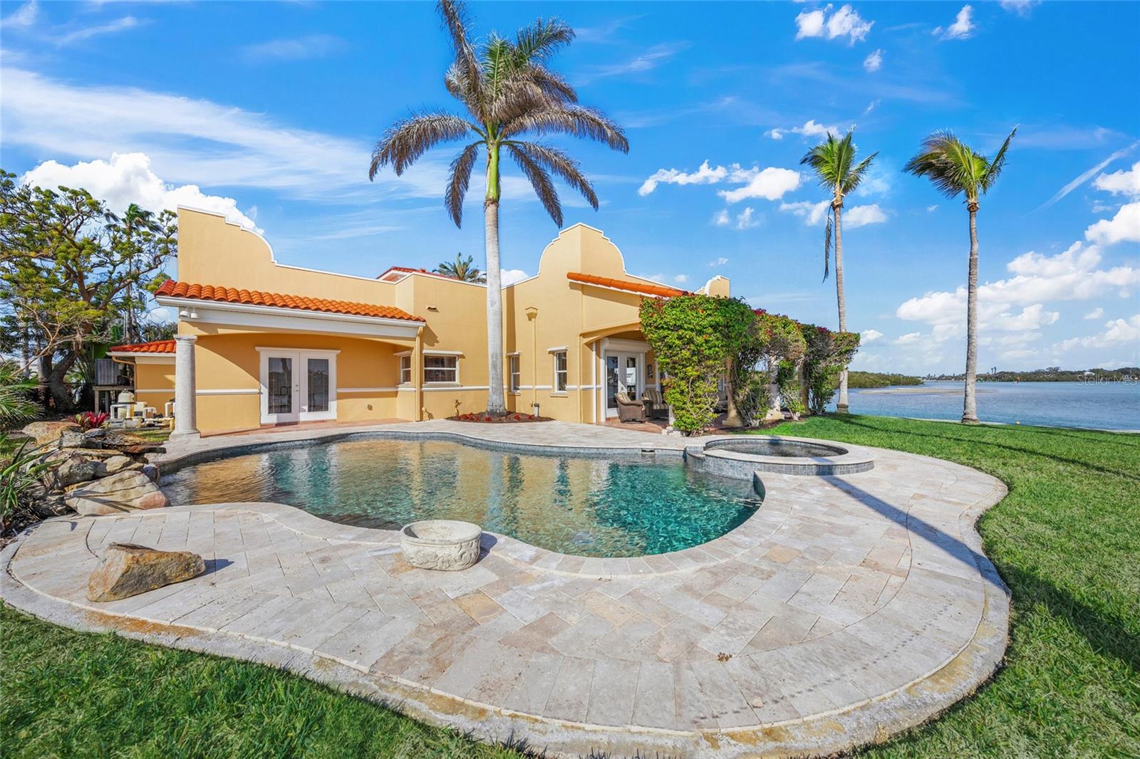 CASEY KEY - Residential